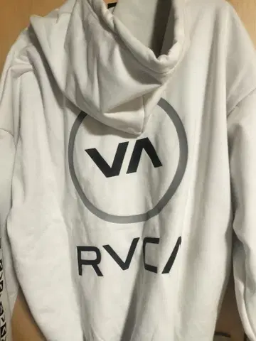 RVCA 후드티 사이즈 M 화이트