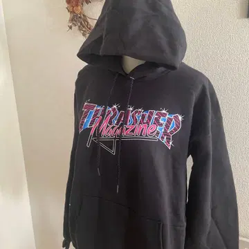 THRASHER 로고 블랙 후드티