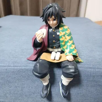 귀멸의 칼날 프리미엄 쵸코노세 피규어 토미오카 기유