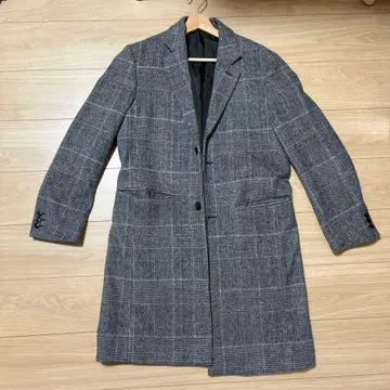 그레이 계열 체크 체스터 코트