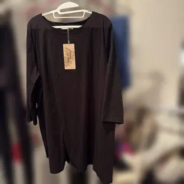 Makananakathy 블랙 튜닉