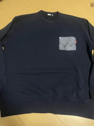 네이비 크루넥 맨투맨