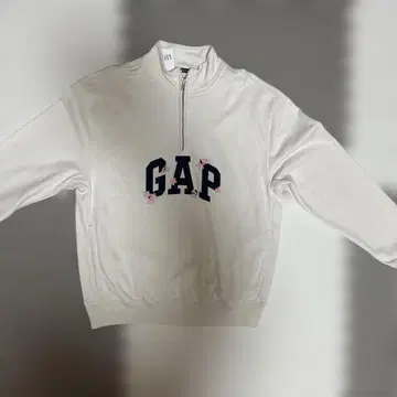 GAP 자수 하프 지퍼 트레이닝복