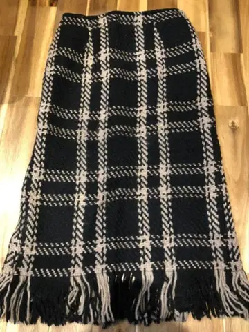 쉽스 아일랜드제 스커트