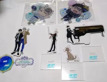 유리!!! on ICE 빅토르 유리 굿즈 묶음 판매