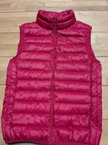 BENETTON 빨간색 남성용 다운 베스트 46