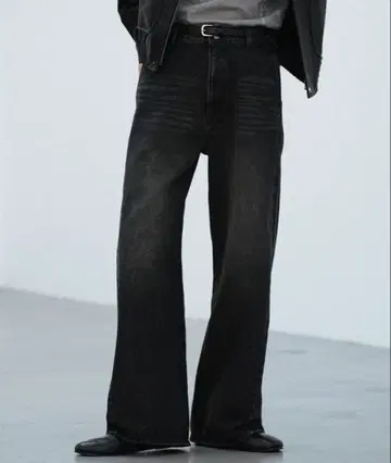 [ WYM LIDNM ] CURVED FLARE DENIM SLACKS