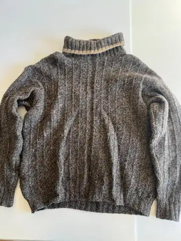 BENETTON 이탈리아제 울 니트