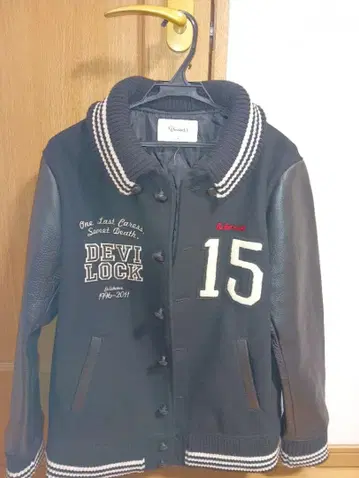 Devi Lock 15주년 바시티 자켓 새상품급