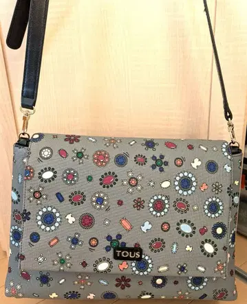 TOUS 주얼리 패턴 숄더백 그레이