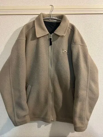 bitch 플리스 자켓