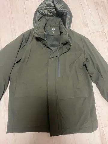 유니클로 하이브리드 다운 파카 XL 유니클로 다운