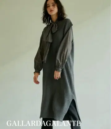 새상품급 [ 정가 20900엔 ] 개럴개런트 와플 니트 원피스 그레이