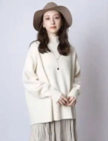 택 포함 새상품 아르페쥬 스토리 Arpege story 울 캐시미어 니트