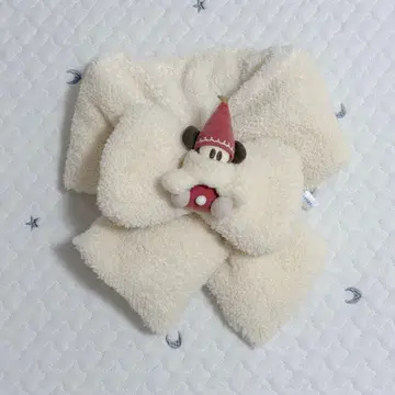 릴린린 머플러 디즈니 크리스마스 2025