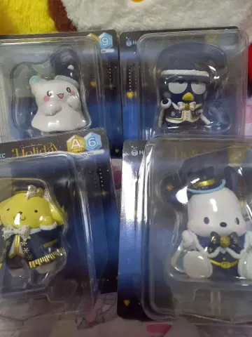 산리오 해피 복권 피규어 4점, 포차코, 폼폼푸딩 외