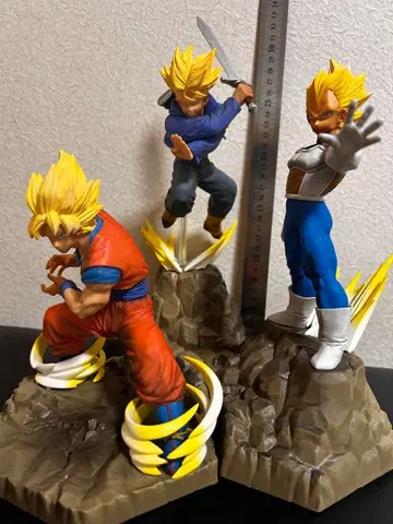 드래곤볼 피규어 세트 손오공 베지터 트렁크 프라이스