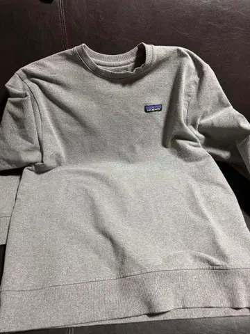 Patagonia 그레이 맨투맨
