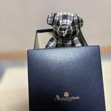 Agnasctum 체크 무늬 봉제 인형