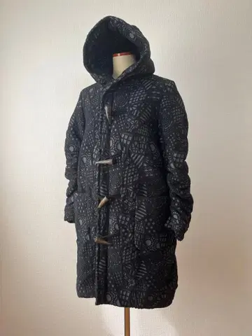 anrealage 언리얼에이지 기하학 패턴 더플 코트