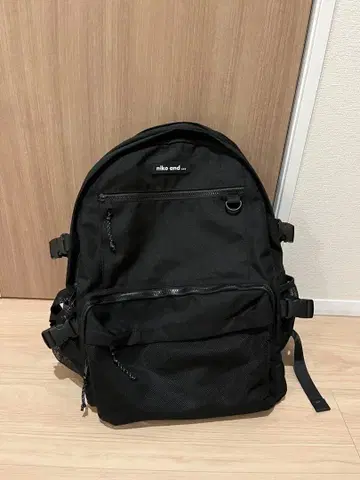 니코앤드 - 블랙 백팩