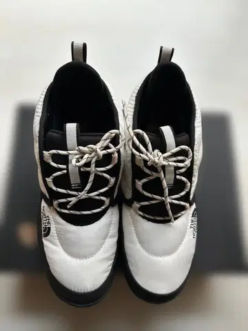 The North Face 화이트/블랙 스니커즈/부츠
