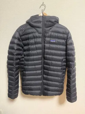 컨디션 최상 파타고니아 다운 스웨터 후디 다운 자켓 L 블랙