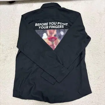 Mossimo MOSSIMO 블랙 긴팔 셔츠 백 프린트