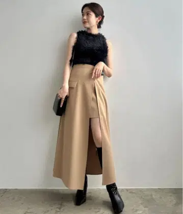 아뉴앙스 비대칭 레이어드 스커트 베이지