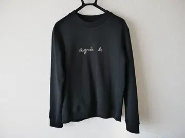 agnes b. 속기모 로고 자수 맨투맨