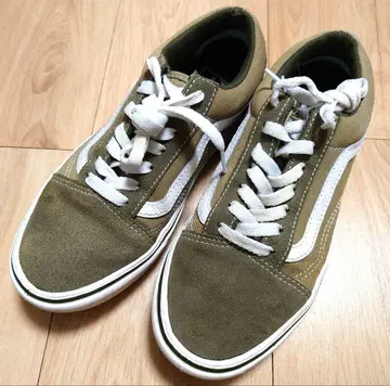 Vans 올리브 카키 스니커즈
