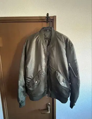 올리브 MA-1 플라이트 자켓