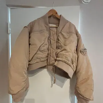 베이지 크롭 MA-1 자켓