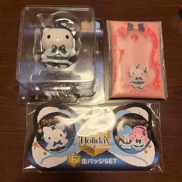 헬로키티 해피 복권 Holiday 피규어 멀티 케이스 캔뱃지