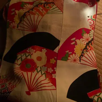 부채와 꽃 무늬의 후리소데 앤티크 기모노
