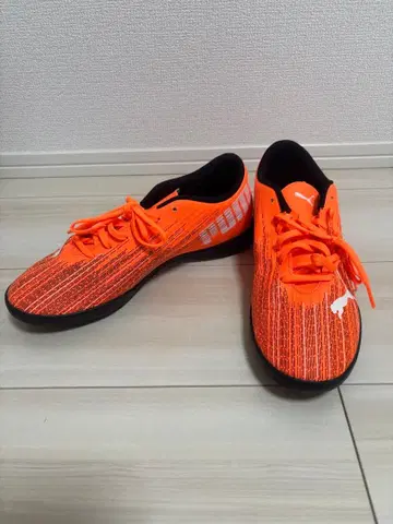 PUMA 풋살화 27cm (오렌지)