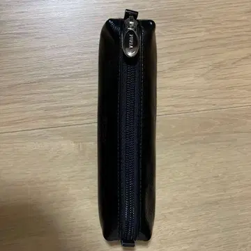 FURLA 블랙 에나멜 펜 케이스