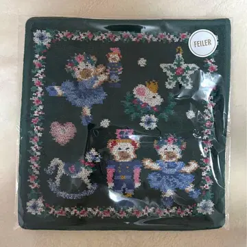 페이러 리베앤드릴리아 너트크래커 손수건 타월