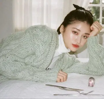 Bibiy. 민트 그린 가디건