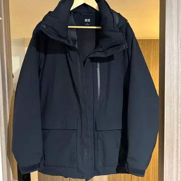 유니클로 하이브리드 다운 블랙