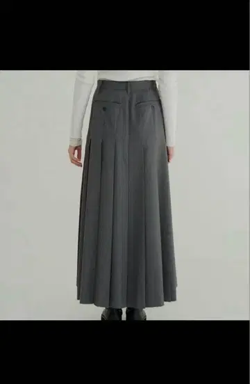 CLANE LONG WIDE PLEATS SKIRT