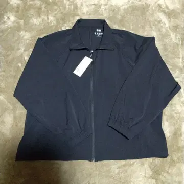 새상품 레어 사이즈 유니클로 울트라 스트레치 액티브 블루종 XXL