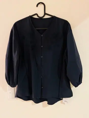 새상품 애프터눈 티 리빙 자수 블라우스