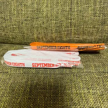 코부쿠로 9월 8일 가챠 신발끈 2종