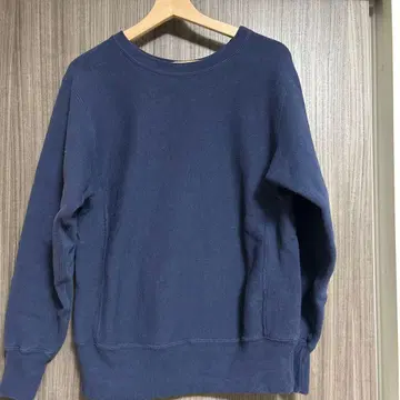 Champion 네이비 크루넥 맨투맨