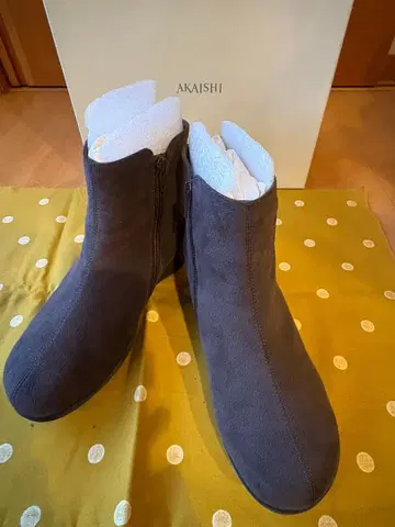 새상품급 AKAIISHI 그레이 숏부츠 플레인 그레이