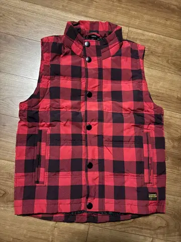 KISSMARK 빨간색과 블랙 체크 무늬 다운 베스트 키스마크 M 사이즈