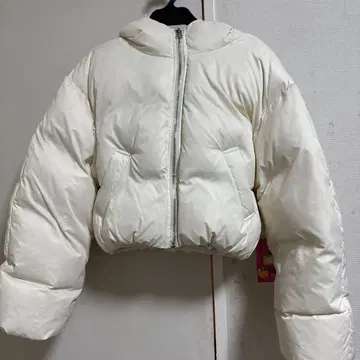 EMODA 화이트 숏 다운 자켓