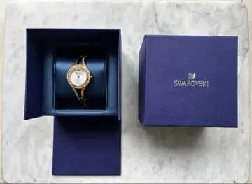 스와로브스키 손목시계 Eternal 박스 있음
