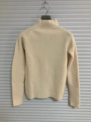 Y's 울 터틀넥 스웨터 사이즈 2 아이보리